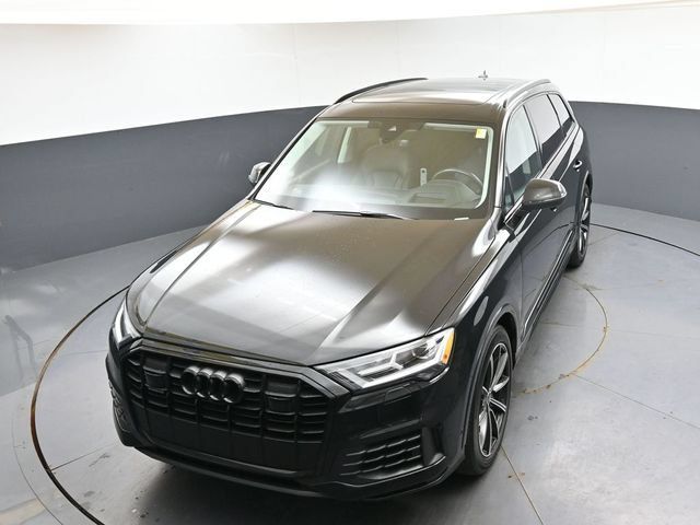Used 2023 Audi Q7 3.0T Prestige w/ Prestige Package AWD/4WD image 37