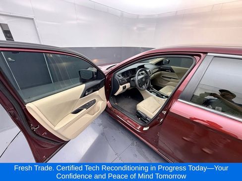 Used 2016 Honda Accord LX image 7