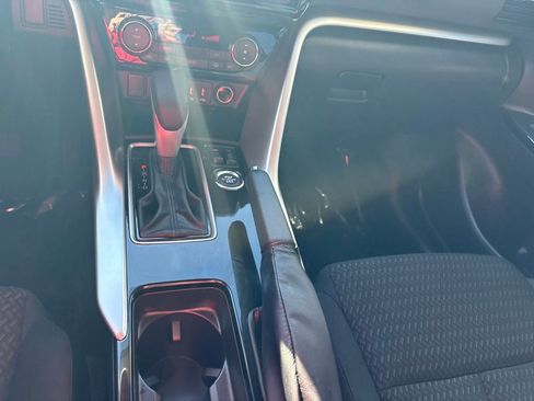 Used 2024 Mitsubishi Eclipse Cross LE image 21