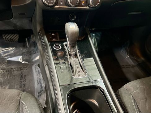 Used 2024 Nissan Kicks SV image 24