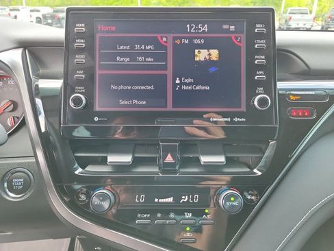 Used 2023 Toyota Camry XSE FWD image 17