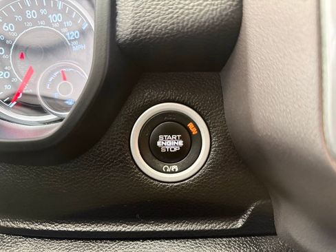 Used 2019 RAM 1500 Big Horn image 39