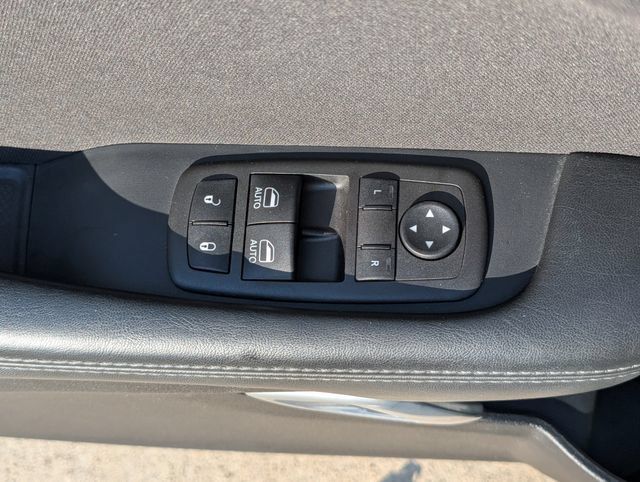Used 2022 Dodge Challenger GT RWD image 16