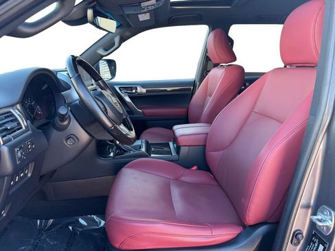 Used 2023 Lexus GX 460 Premium image 9