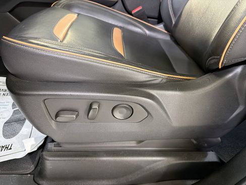 Used 2021 GMC Yukon AT4 w/ Rear Media and Nav Package image 11