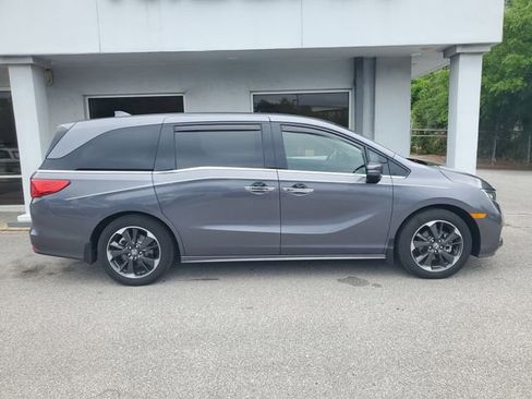 Used 2024 Honda Odyssey Elite image 7