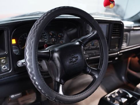 Used 1999 Chevrolet Silverado 1500 LS w/ Firm Ride Suspension Pkg image 30