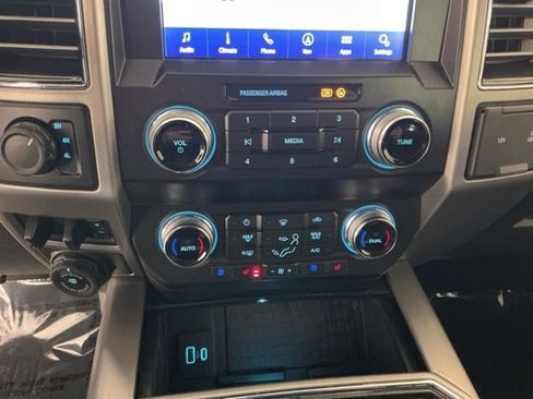Used 2021 Ford F250 Platinum w/ Tremor Off-Road Package image 24