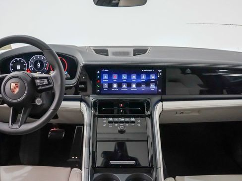 New 2026 Porsche Panamera 4 image 21