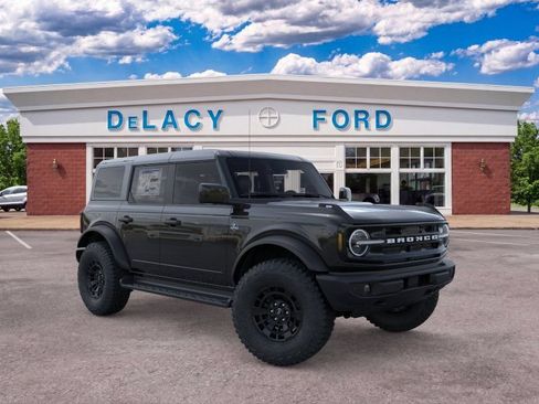 New 2026 Ford Bronco Outer Banks w/ Sasquatch Package AWD/4WD image 7