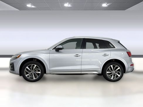Used 2021 Audi Q5 2.0T Premium Plus w/ Premium Plus Package AWD/4WD image 2