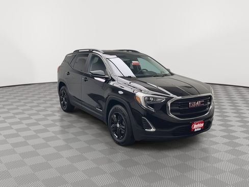 Used 2021 GMC Terrain SLE w/ Driver Convenience Package image 34