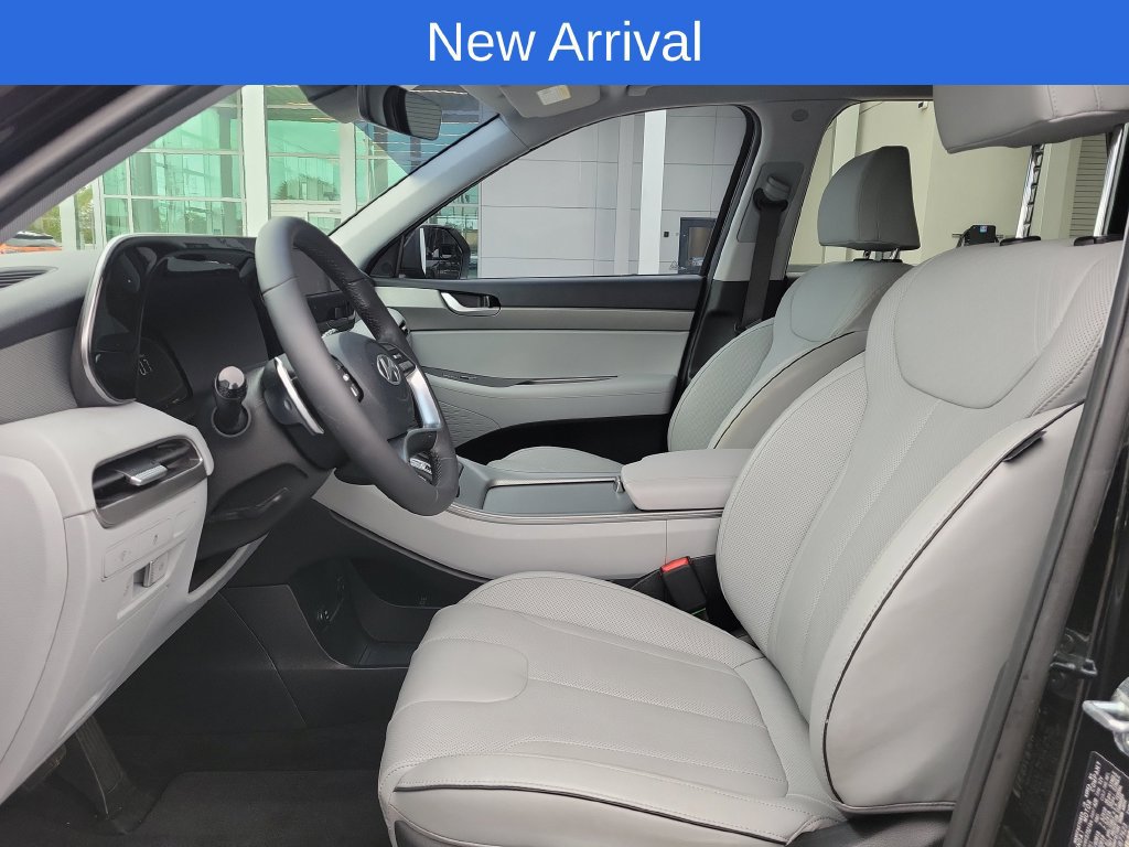 Used 2025 Hyundai Palisade SEL FWD image 11