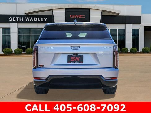 Used 2025 Cadillac Escalade IQ Sport 2 image 6