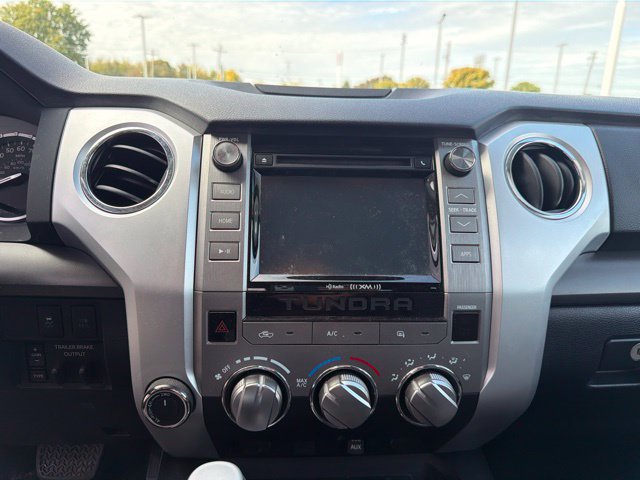 Used 2016 Toyota Tundra SR5 w/ SR5 Upgrade Package AWD/4WD image 22