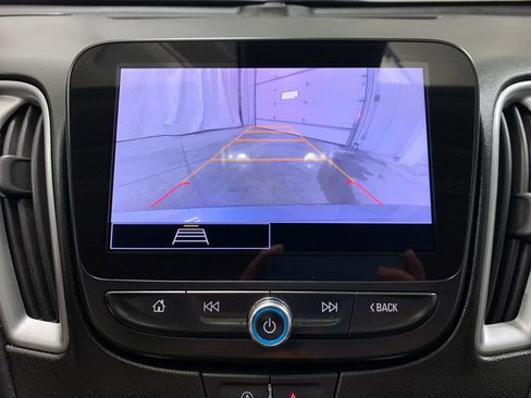 Used 2023 Chevrolet Malibu LT image 7