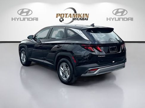 Certified 2026 Hyundai Tucson SE FWD image 7