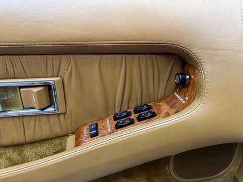 Used 1990 Chrysler TC by Maserati FWD image 22