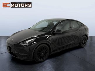Used 2022 Tesla Model Y Performance video 1