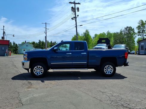 Used 2016 Chevrolet Silverado 2500 LTZ AWD/4WD image 2