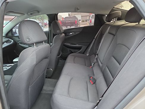 Used 2024 Chevrolet Malibu LT FWD image 7