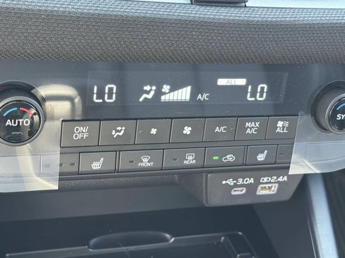 Certified 2026 Subaru Outback Limited AWD/4WD image 35