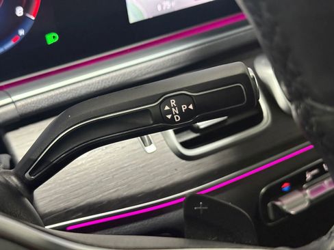 Used 2021 Mercedes-Benz GLE 350 4MATIC image 28