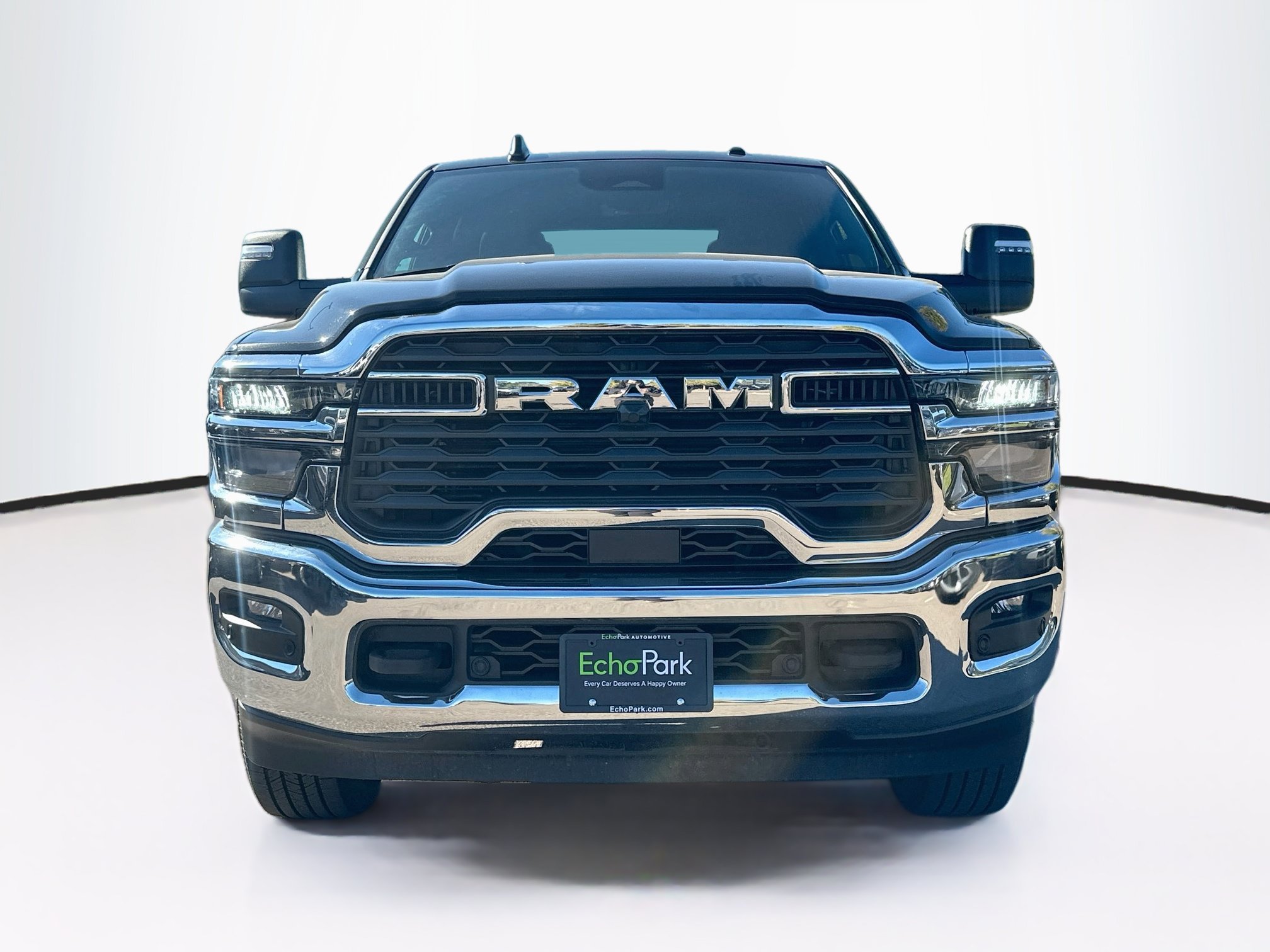 Used 2026 RAM 2500 Big Horn AWD/4WD image 2