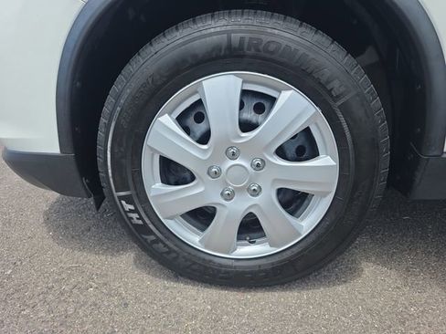 Used 2018 Nissan Rogue S AWD/4WD image 10