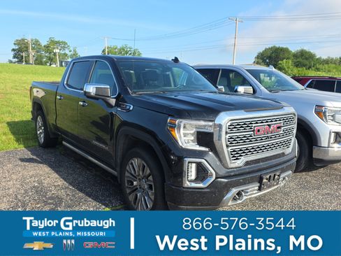Used 2020 GMC Sierra 1500 Denali w/ Denali Ultimate Package AWD/4WD image 1