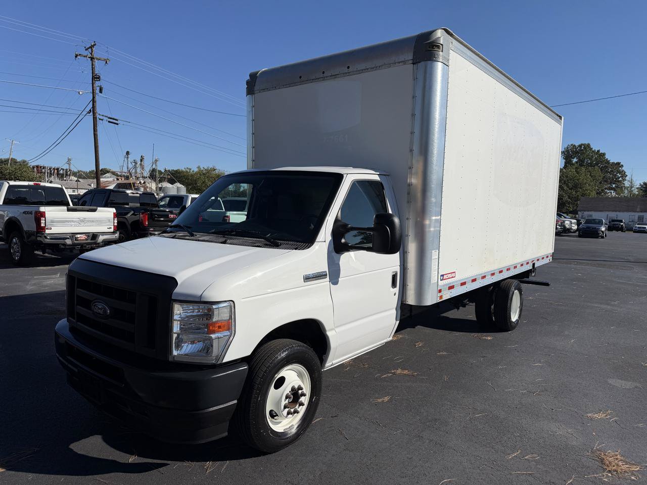 Used 2022 Ford E-350 and Econoline 350 Super Duty w/ Power Windows & Locks Group RWD image 8