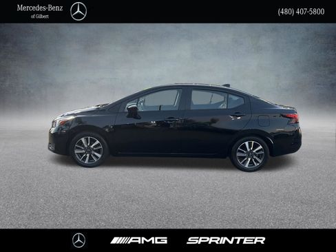 Used 2023 Nissan Versa SV FWD image 2