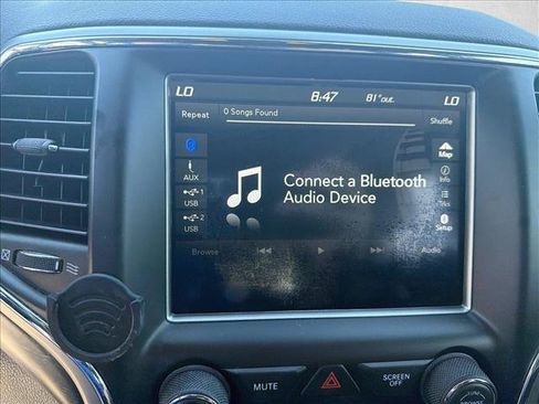 Used 2018 Jeep Grand Cherokee Altitude RWD image 13