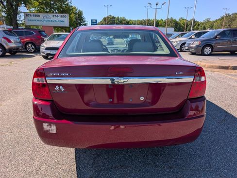 Used 2007 Chevrolet Malibu LS FWD image 4