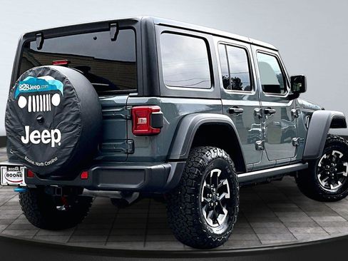 Used 2025 Jeep Wrangler Unlimited Rubicon 4xe image 14