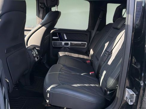Used 2023 Mercedes-Benz G 550 image 23
