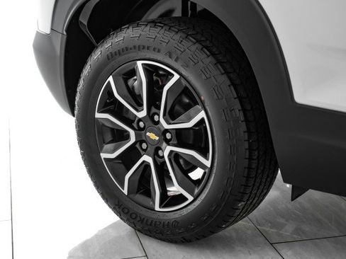 Used 2023 Chevrolet TrailBlazer ACTIV w/ Technology Package FWD image 59