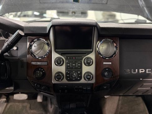 Used 2016 Ford F250 Lariat w/ Chrome Package AWD/4WD image 16