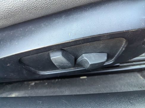 Used 2009 BMW 328i Coupe image 25