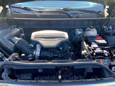 Used 2019 GMC Acadia SLE w/ Driver Alert Package I AWD/4WD image 9