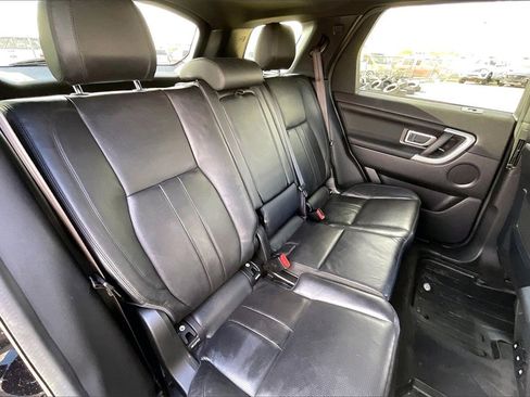 Used 2019 Land Rover Discovery Sport HSE image 22