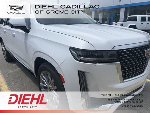 Used 2023 Cadillac Escalade ESV Premium Luxury w/ Performance Package AWD/4WD image 5