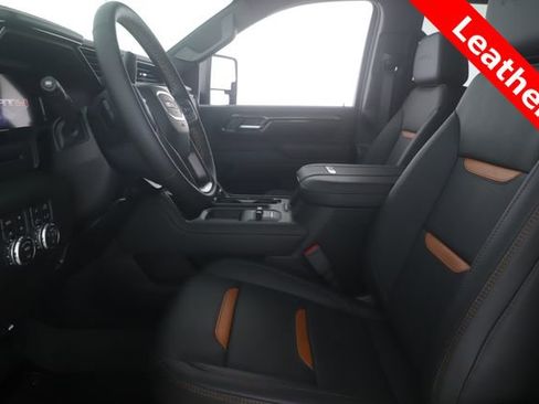 Used 2026 GMC Sierra 2500 AT4 w/ AT4 Preferred Package AWD/4WD image 16