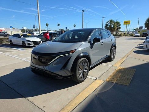 Used 2023 Nissan Ariya image 9