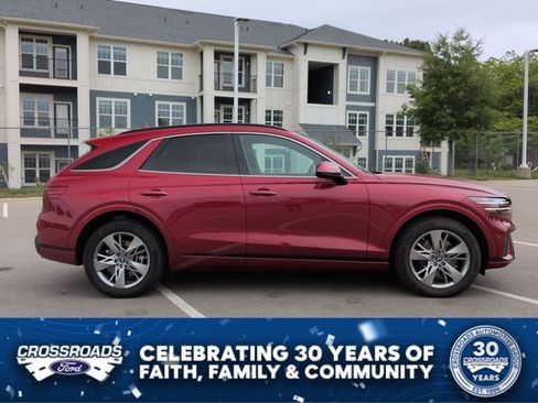 Used 2022 Genesis GV70 3.5T Sport w/ Sport Advanced Package AWD/4WD image 3