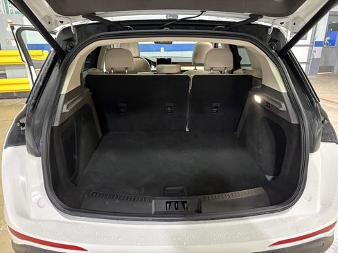 Used 2022 Lincoln Corsair Reserve w/ Equipment Group 201A image 27