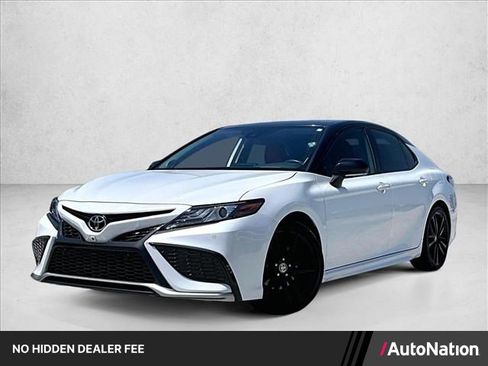Used 2024 Toyota Camry XSE w/ Navigation Package FWD image 1