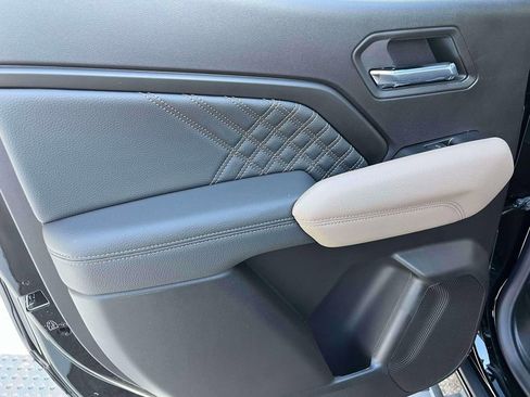 New 2026 GMC Canyon Denali AWD/4WD image 16