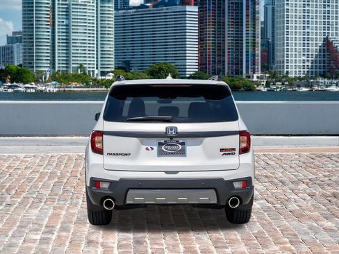 Certified 2023 Honda Passport TrailSport image 7