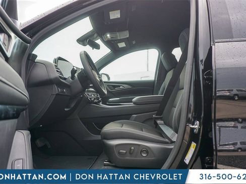 New 2026 Chevrolet Traverse LT image 3